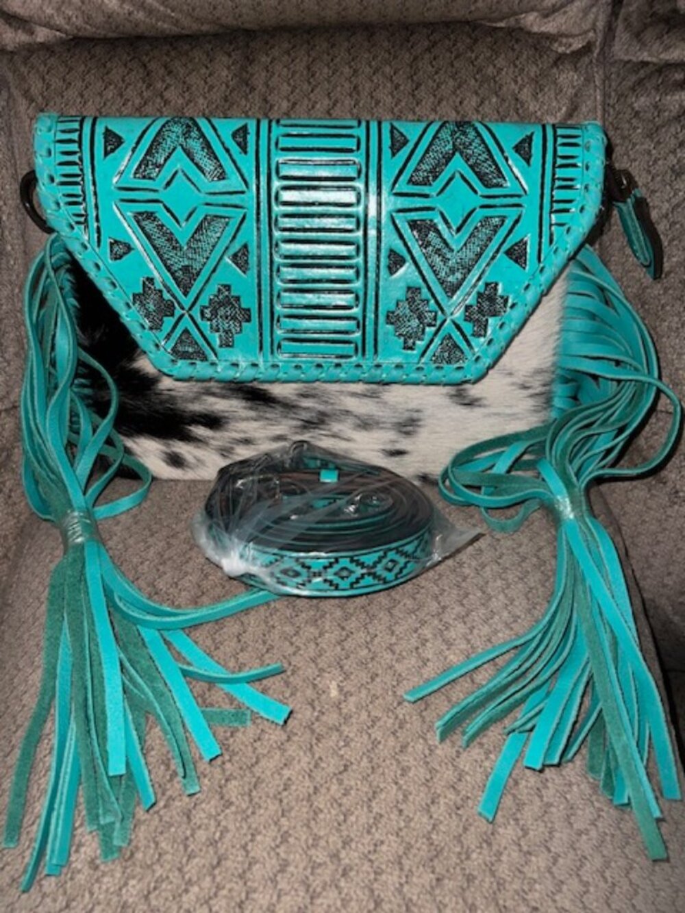 LEATHER & COWHIDE CROSS BODY